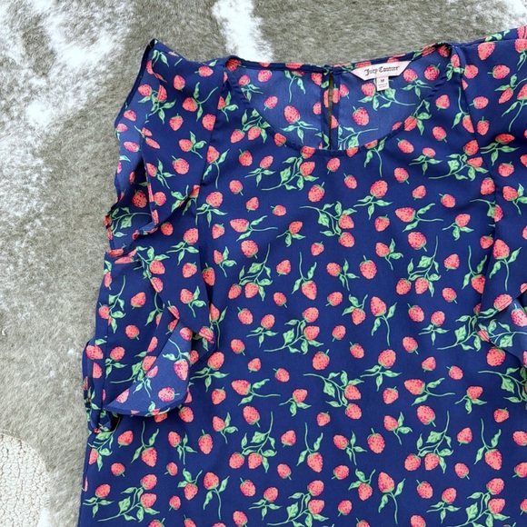 Juicy Couture Flutter Sleeve Blouse - Picture 2 of 10